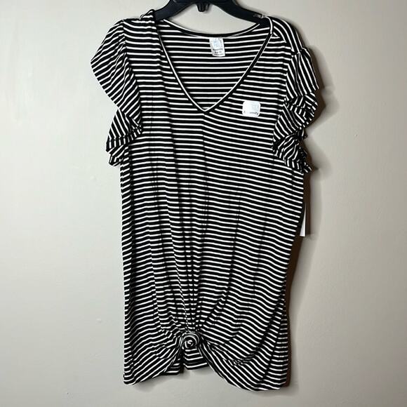 Time And Tru Black Striped Maternity top Medium - Picture 1 of 5